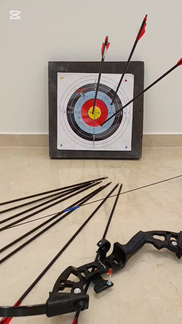 🏹 קשת וחץ אמיתיים + 20 חצים 🏹 אורך קשת 135 ס