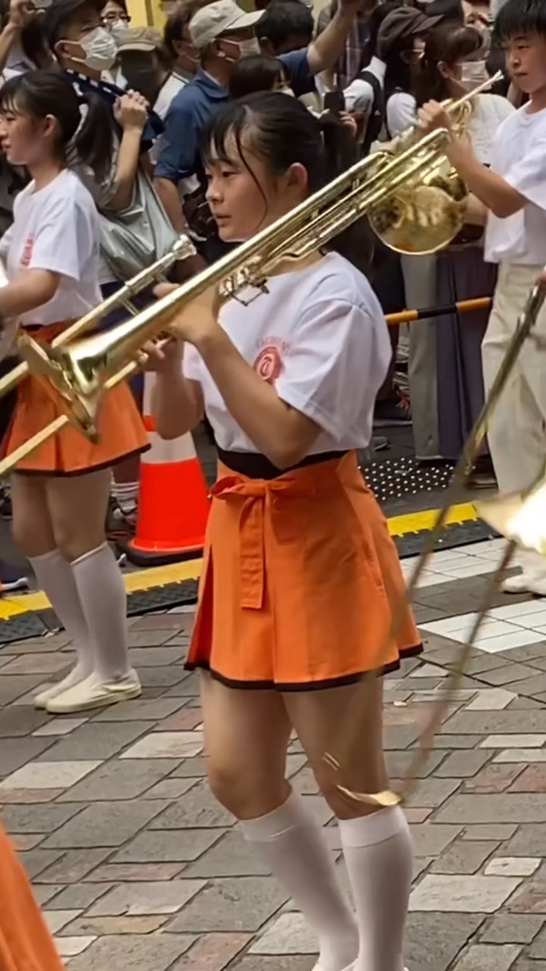 京都橘高校吹奏楽部 ユニフォームの色が変わると Kyoto Tachibana SHS