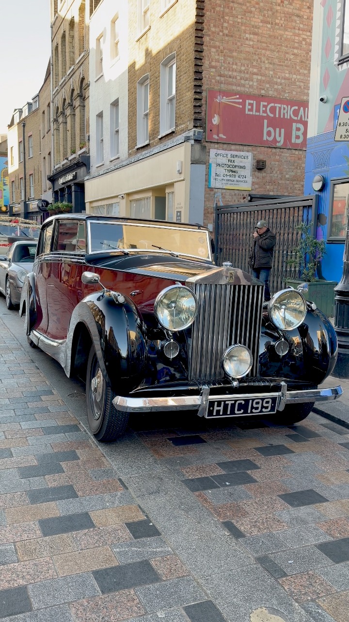 1947 Rolls-Royce Silver Wraith #luxurycar #VintageCars #rollsroyce