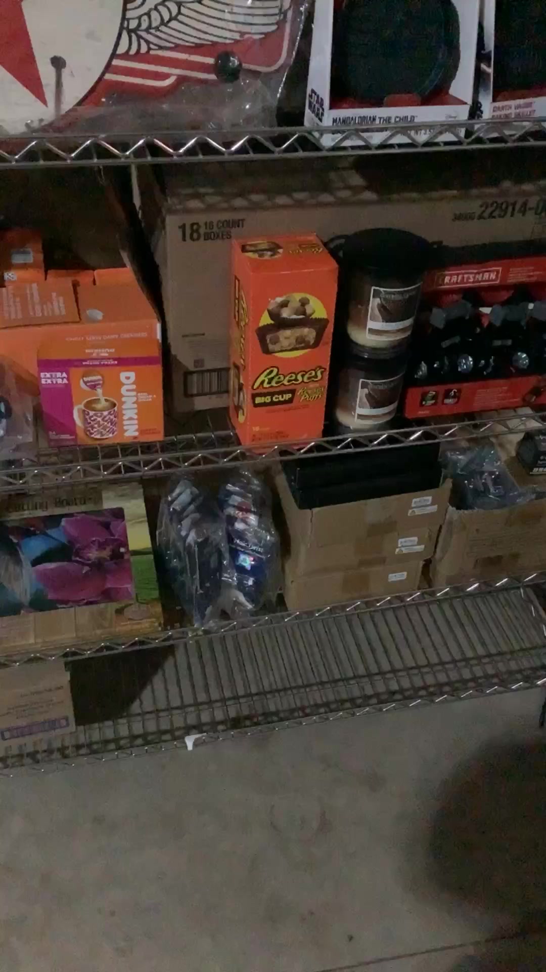 Bennys Auctions is live now. | By Bennys Auctions