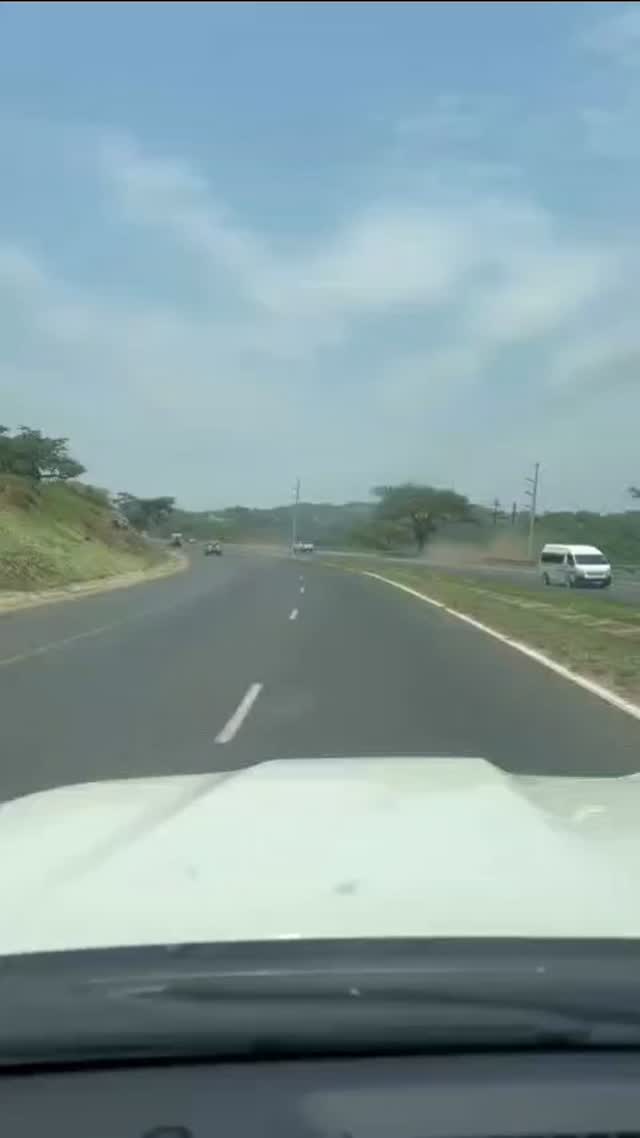 The driver of the bakkie who drove towards oncoming traffic on the R40 ...