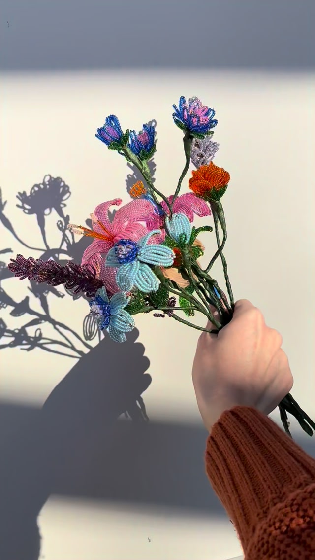 Flowers that never fade ? made bead by bead ? @anka.snider.art 