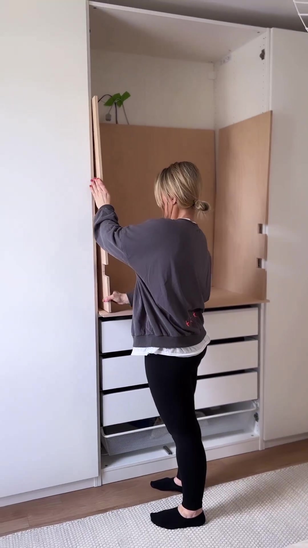 🖤Pax Tv Box🖤, ., Anzeige, ., Unser Schrank DIY ist fertig ❤️ der Fernseher stand im Schlafzimmer und im Grunde eigentlich immer im Weg 🙈 ich war schon länger auf der Suche nach einer Lösung ihn