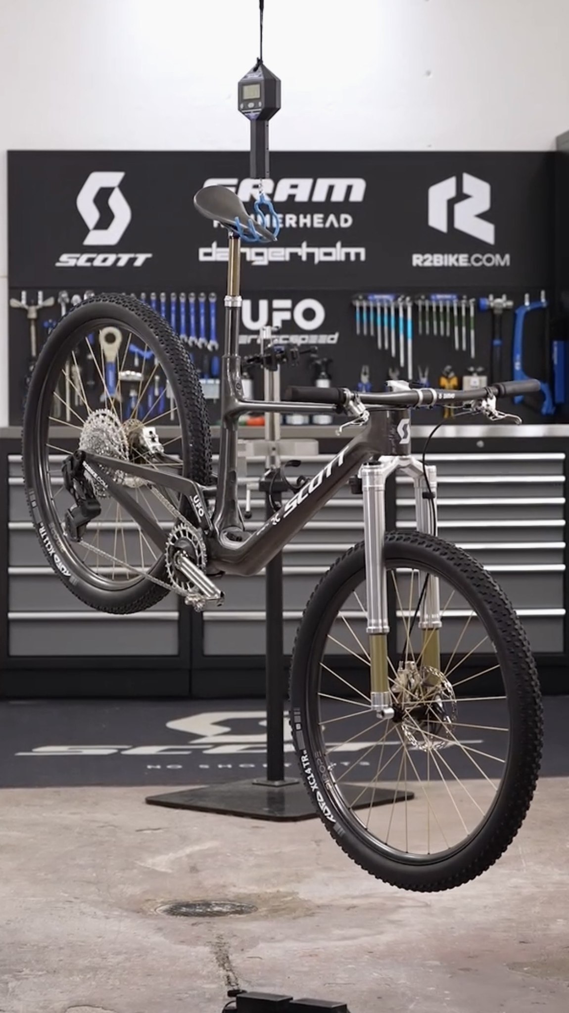 fan page scott bicycles arg Bike Aspect 940 black/green A Striking SCOTT Spark Ultimate