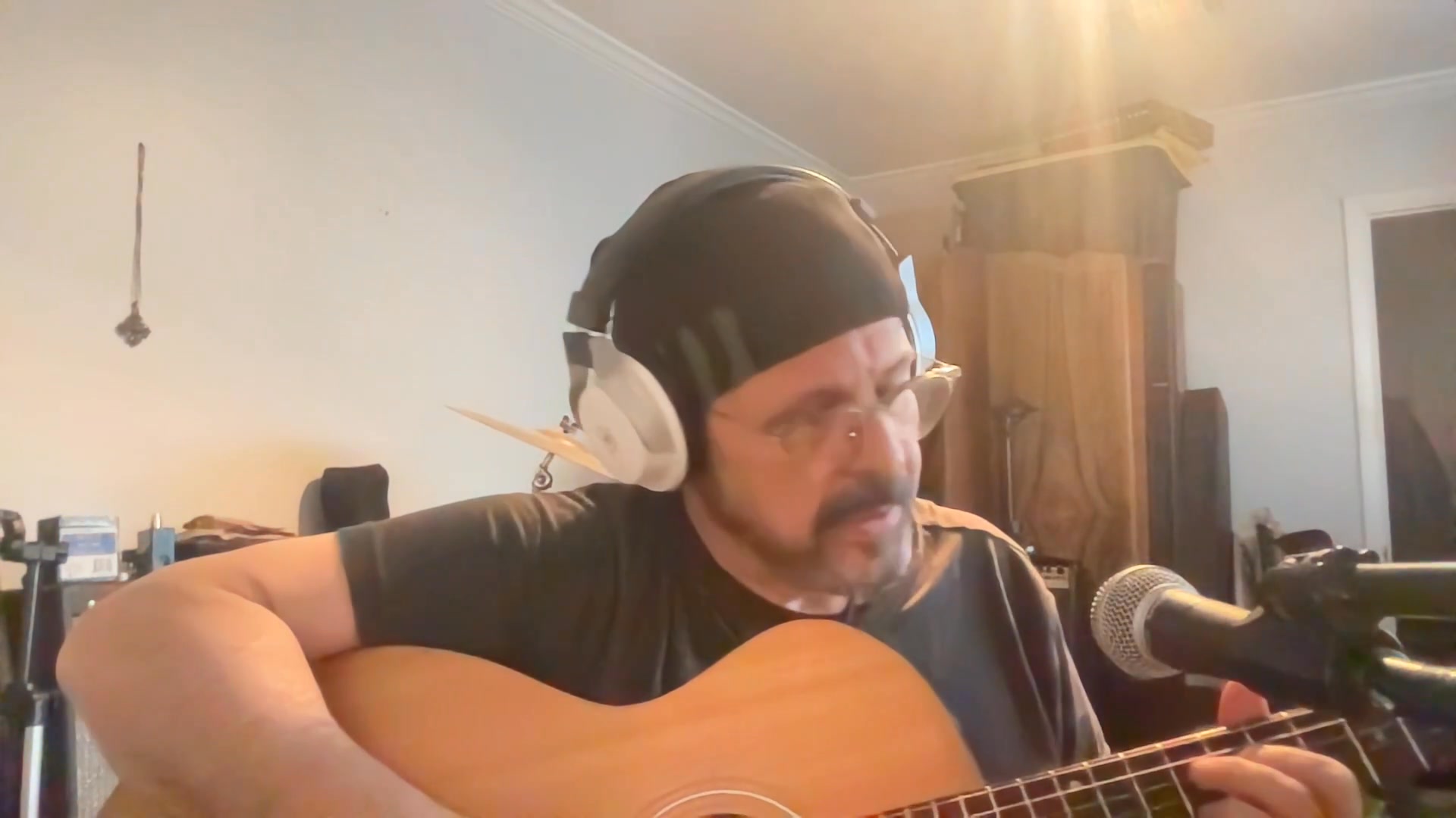 Last Song of the year, I did this when I played at Kojaks with the Red ...