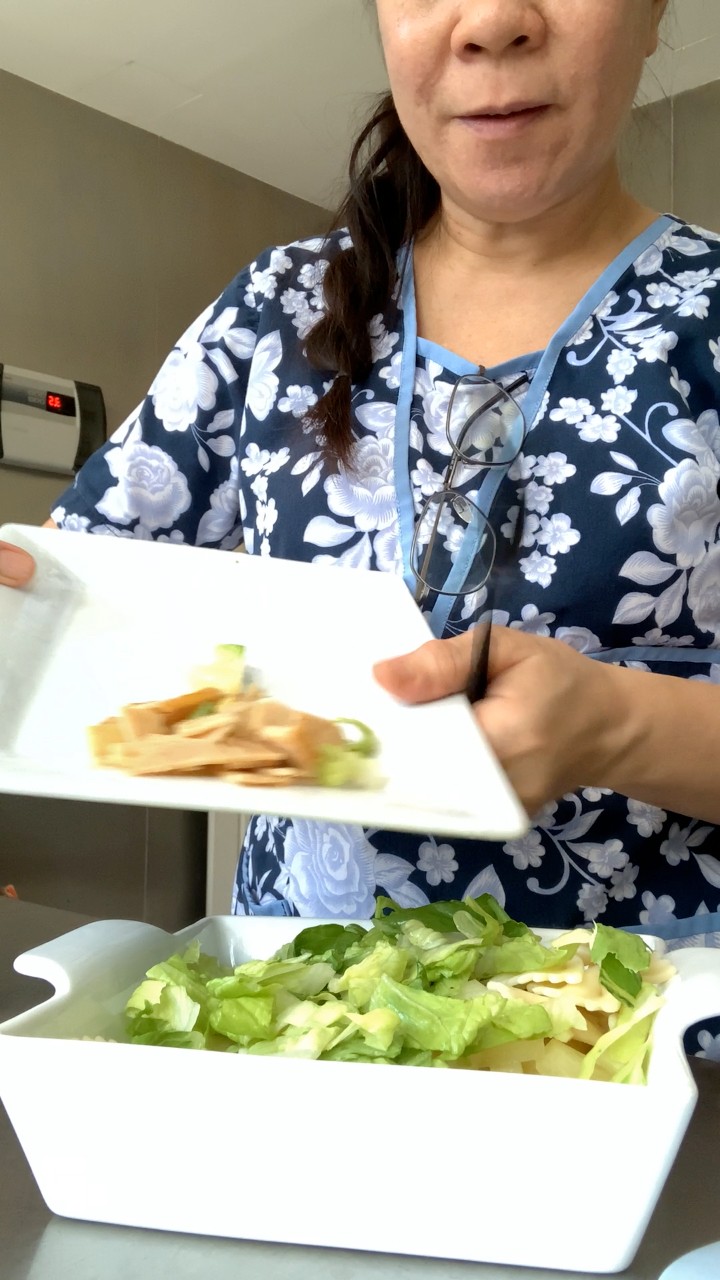 green street diane salad dressing recipe #Lady Diana salad#lettuce,pineapple,apple,colored-capsicum,sliced turkey or tuna,crab,nuts. | Jazul Delacruz Annaliza Web Collection: Pastel Dresses