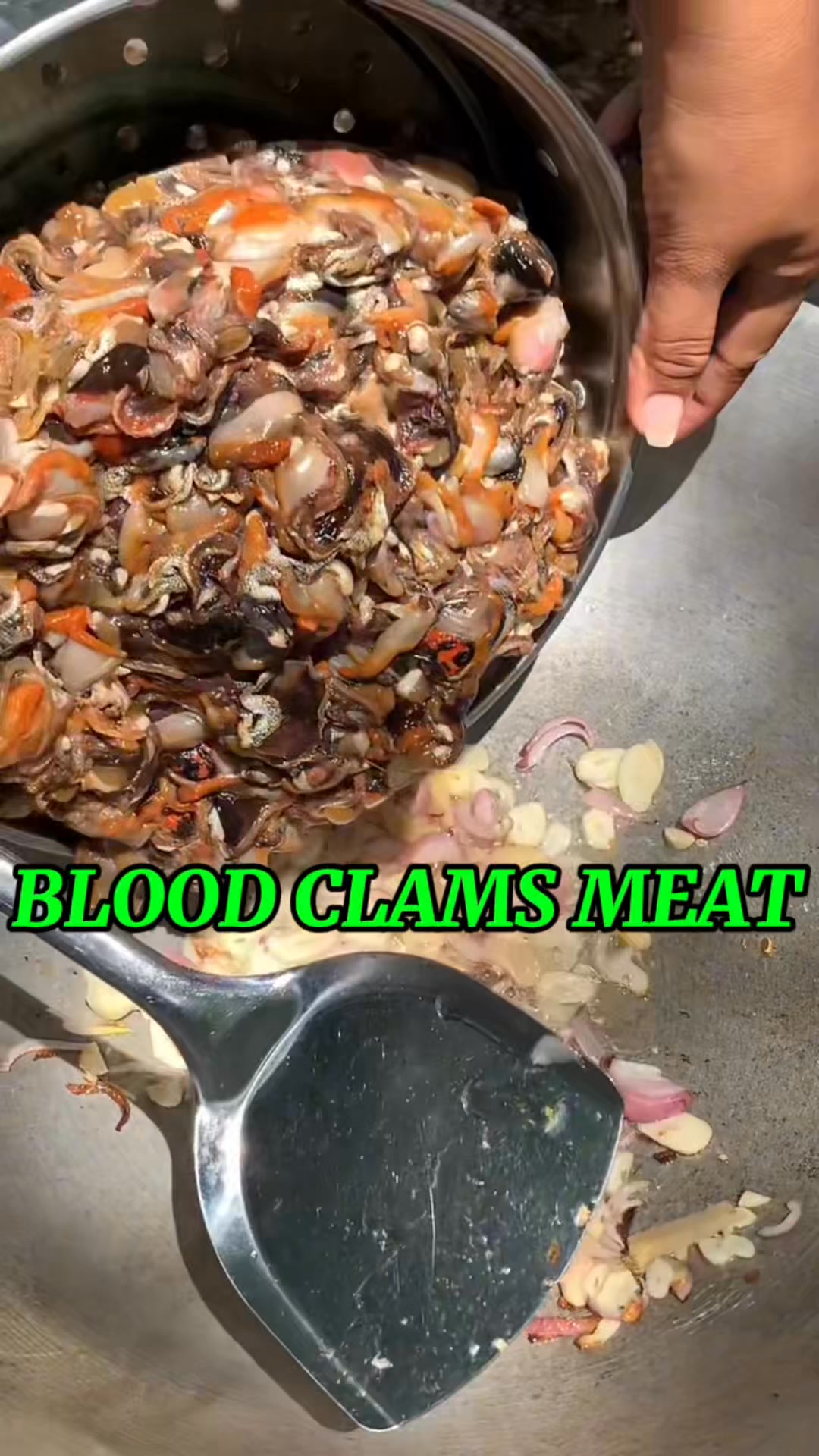 Blo*d clams 🥰 | Ate Laila | Facebook