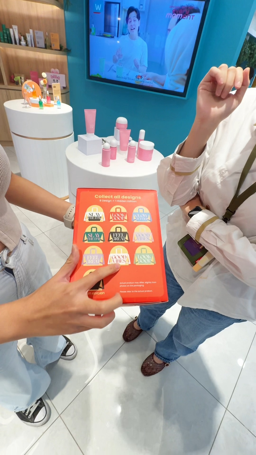 Which design of our Spring festival tote collection do you like? 🧧 Why ...