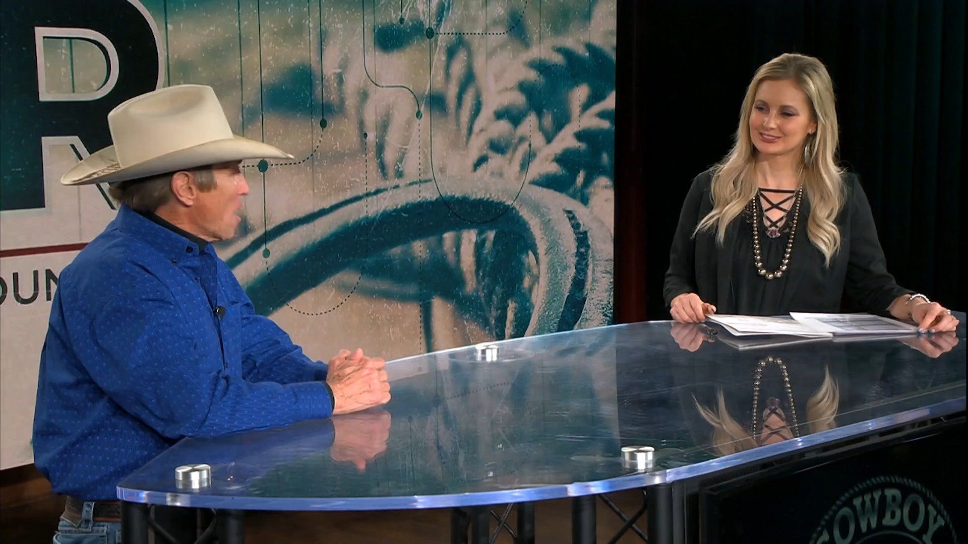 Craig Cameron joins Amy Wilson for the Western Sports Round-Up on the ...