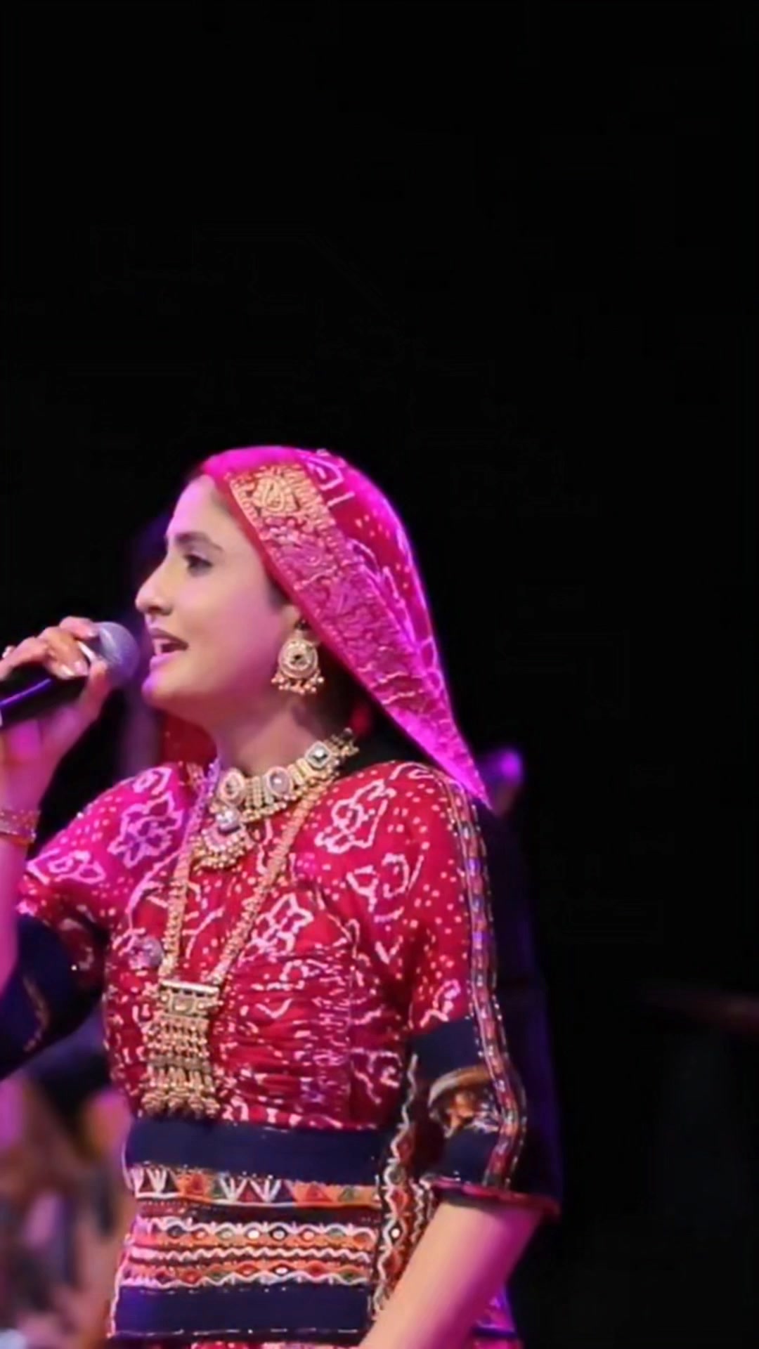 Geeta Ben Rabari. Geeta Rabari Official #geetabenrabarichallenge # ...