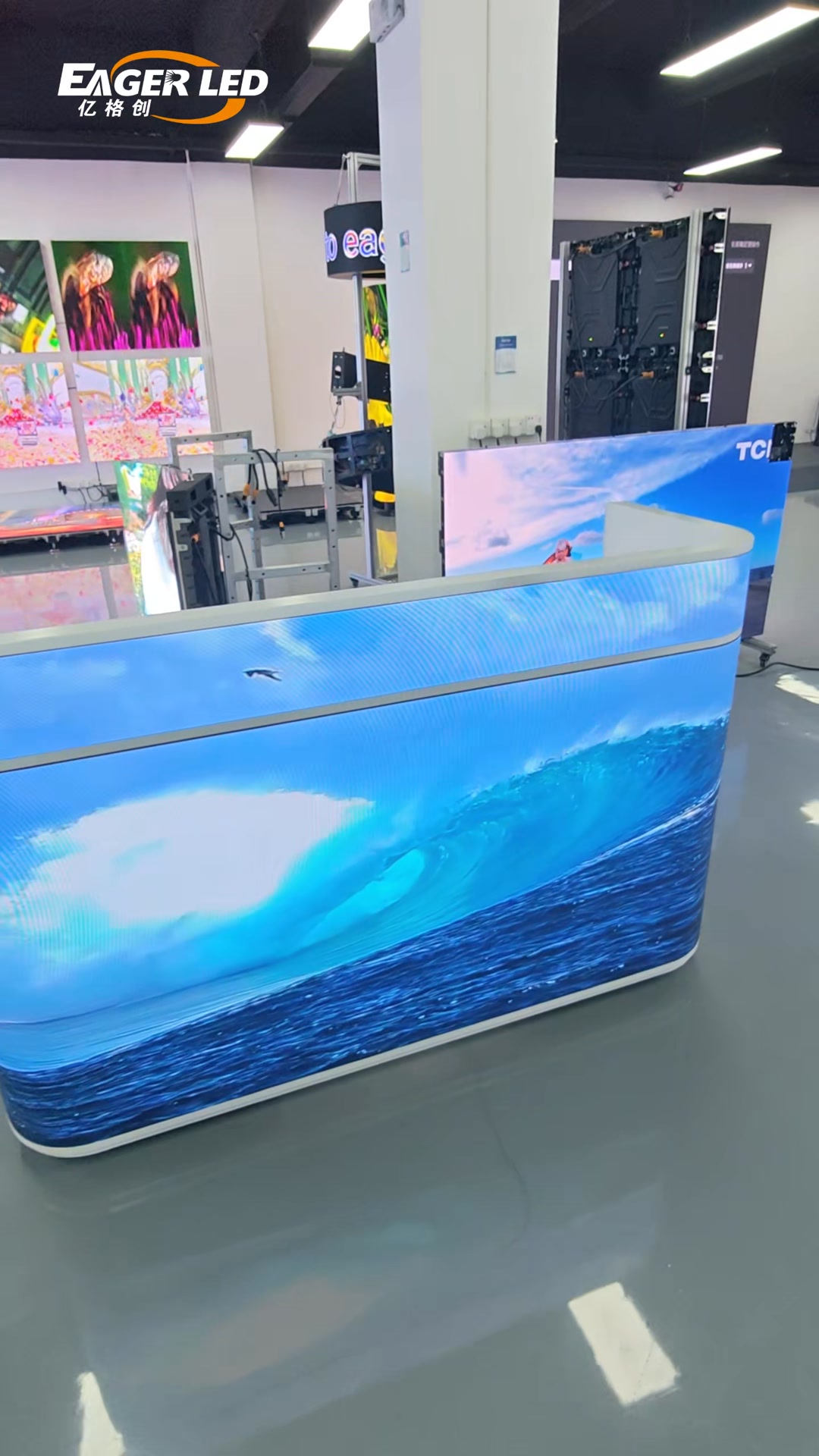 Wake up! It's time to install the LED display screen.EA-FD indoor front ...