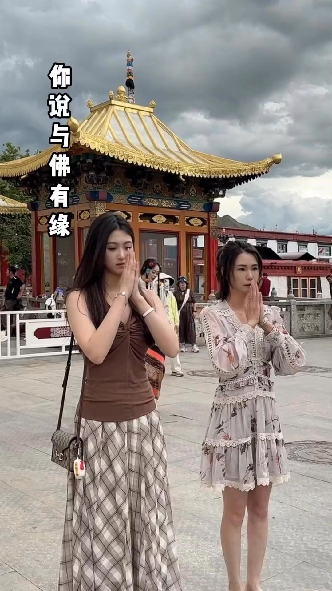 西藏最不缺的是信仰#旅游#西藏#信仰#佛#母女日常 | 小张公主 | Facebook