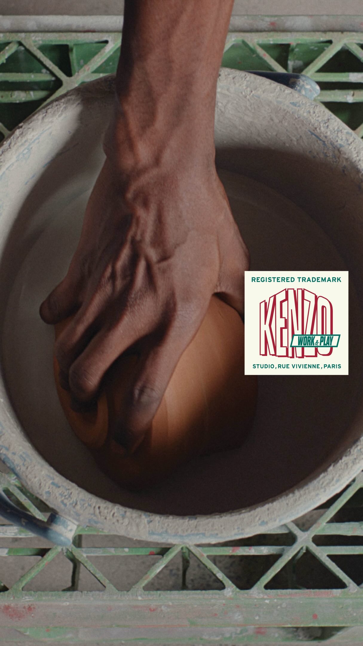 The first chapter of KENZO Pre-spring 2027 collection takes us to a ceramic workshop in Chiba, Japan, where craftsmanship, movement and creativity set the rhythm., Captured by @picpicpiczo, collection