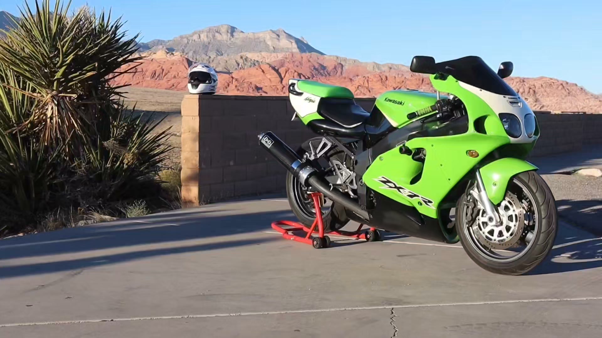 Ep4 STORAGE FIND NINJA ZX7R BACK ON THE ROAD! (Final Tune and Test