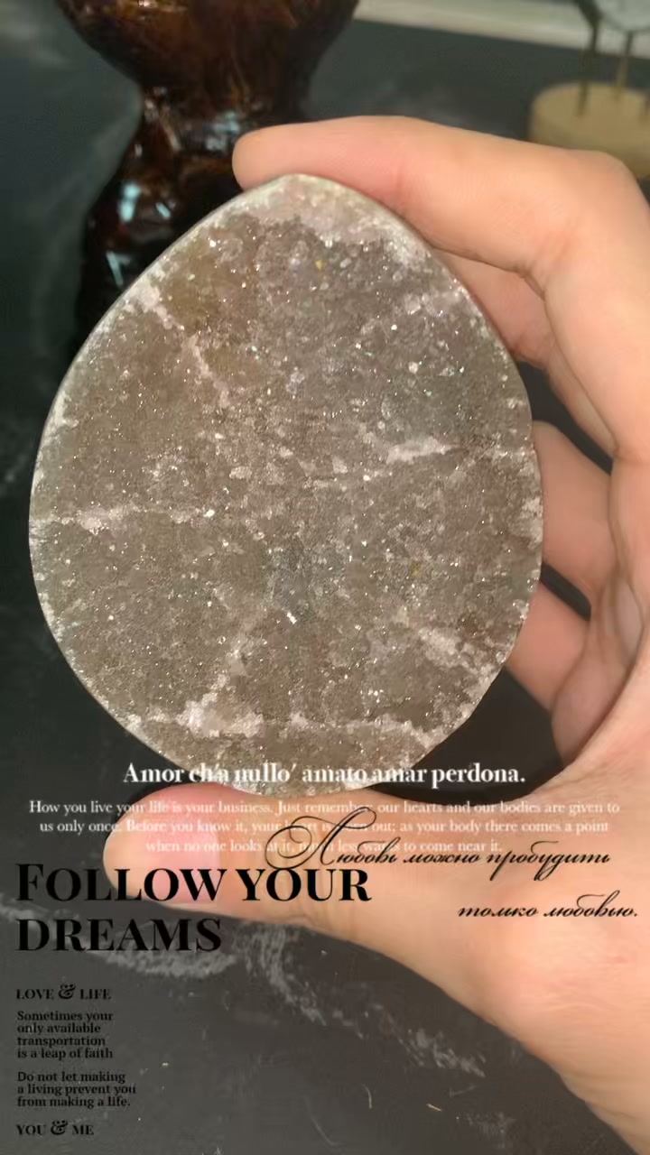 天勝标（进行中） 超清透白水晶柱！（送灯底座） 里面有天然冰裂形成的