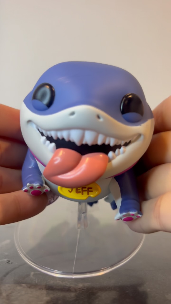 My name is Jeff ~ First look at the LE 9.500 GameStop exclusive