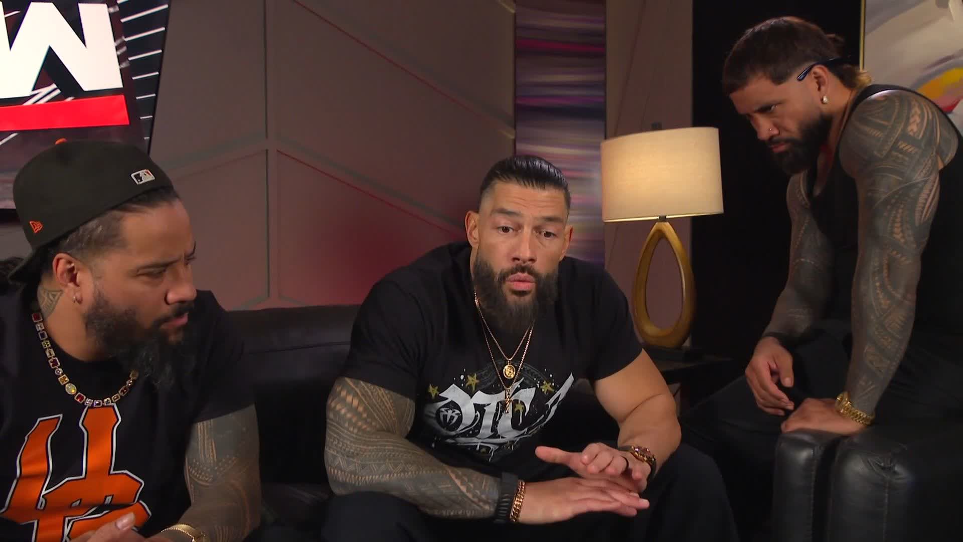 Roman Reigns and The Usos are on the same page! 😤 History shows