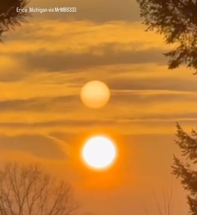 ☀️ THE SKY LOOKED LIKE IT HAD TWO SUNS ☀️ Captured by Erica in Michigan ...