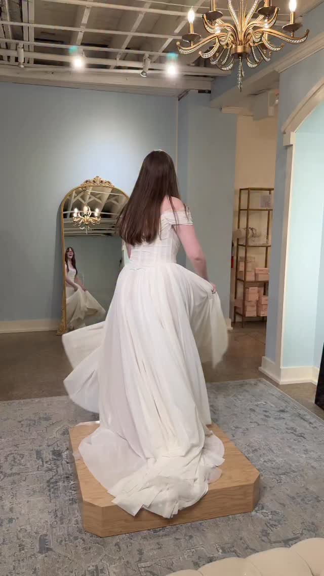 So gorgeous we had to put this one on… we couldn’t help ourselves🤭, Gown: Verandi from Locket💕, #josephinesbridal #weddingdress #minnesotabride #weddingdressshopping #yestothedress