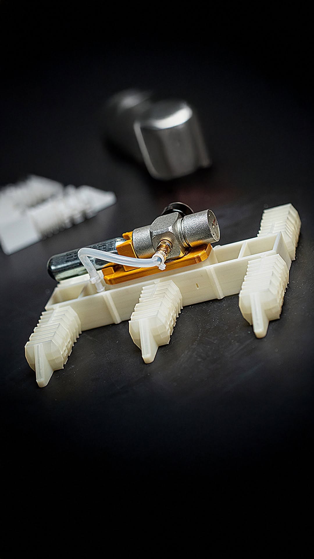 Scientists developed a robot that... - Hashem Al-Ghaili | Facebook