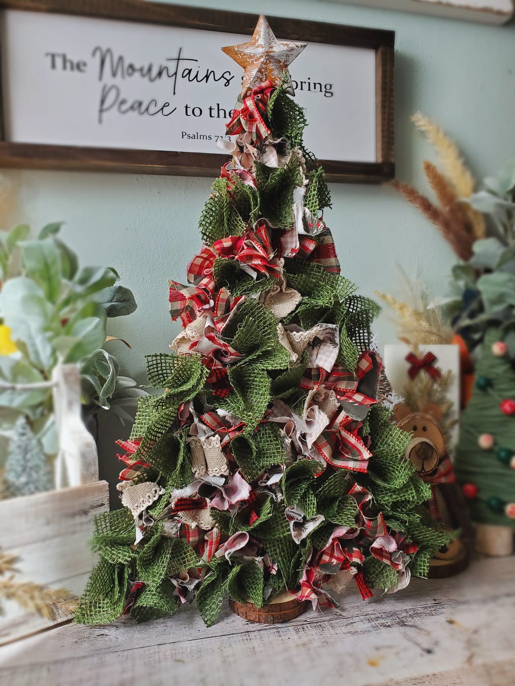 Good Morning Y'all🌲Here's the short video on my mixed fabric rag tree ...