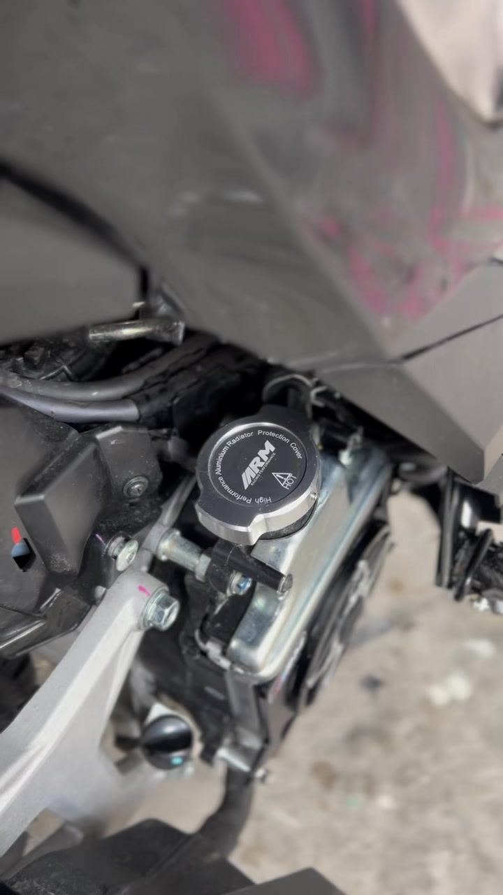 Mura lang nito! Radiator Cap Cover Full CNC Nasa comsec yung link guys ...