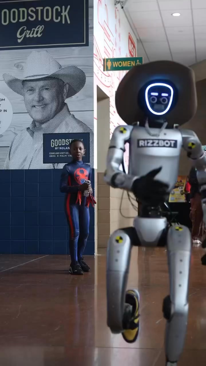 Robot spitting game 🤖 #Rizzbot #fyp #humanoid #robot #drip | RizzBot ...