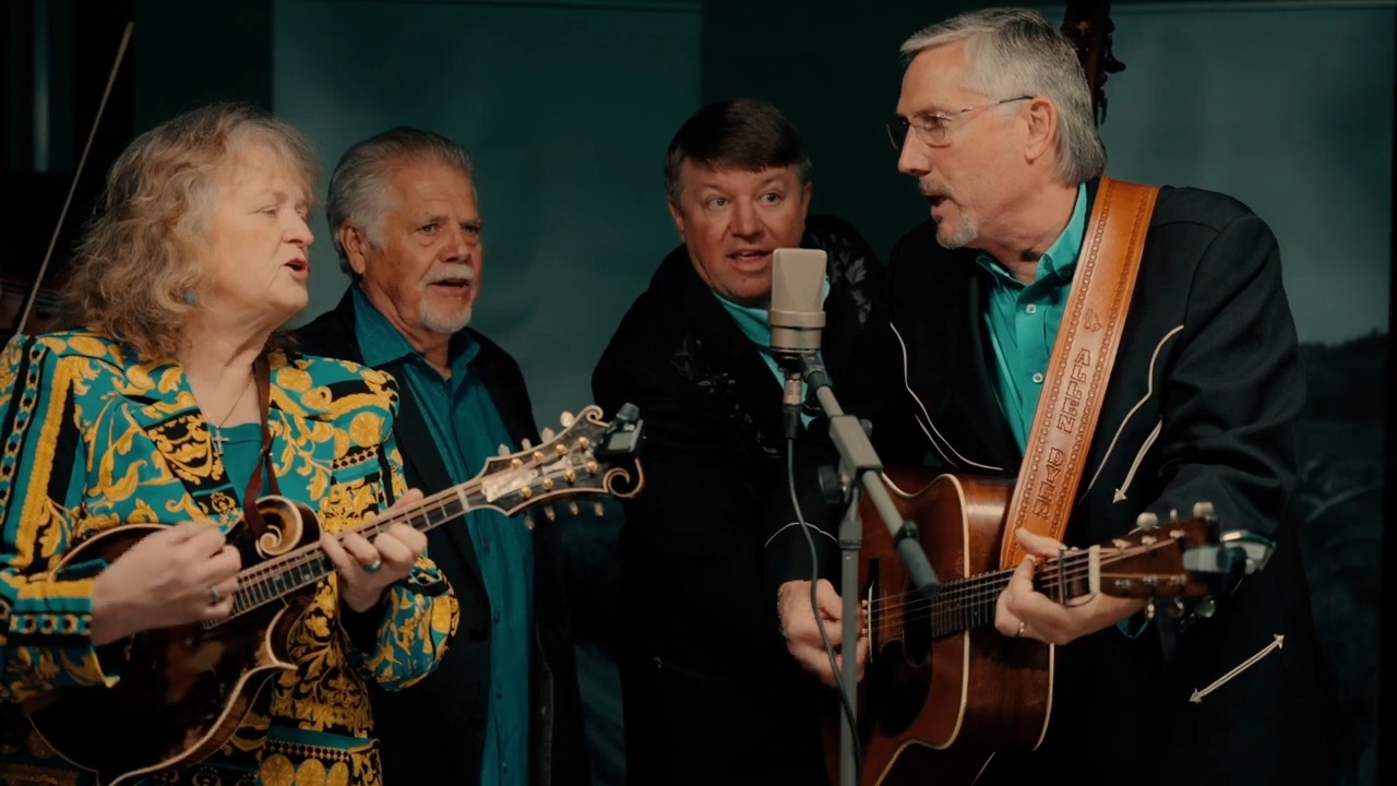 Lorraine Jordan & Carolina Road bring the heat with their take on the ...