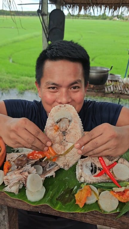 Sinigang na bangus mukbang #labaseroth | LabaseroTh | Facebook