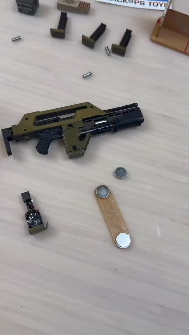Let’s light this pulse rifle up 👀 | BlackOPS|Toys | Facebook