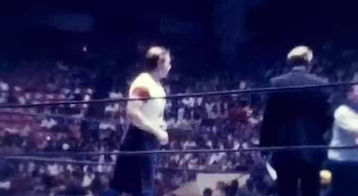 Roddy Piper vs. Andre The Giant – 1981 🏪 Maple Leaf Gardens