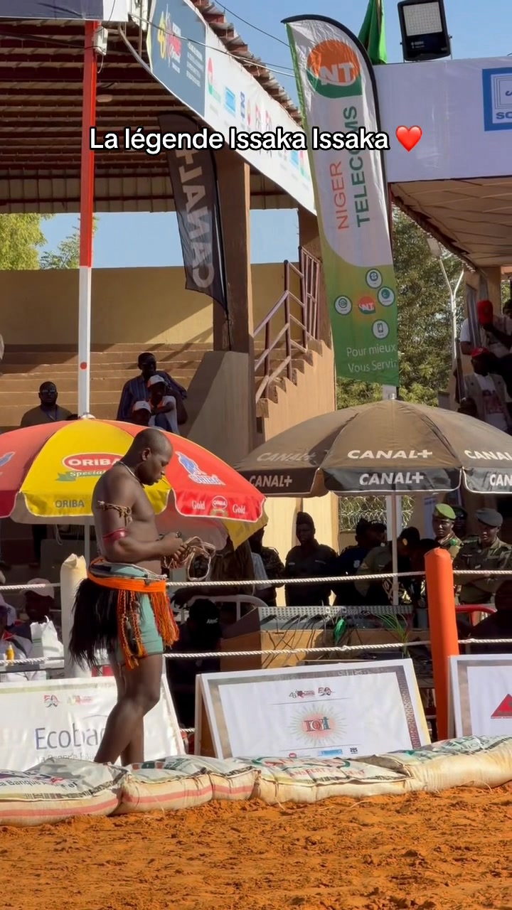 Issaka Issaka Le Ministère de la jeunesse et des sports Agence IMAN ...