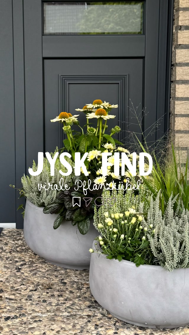 Bevor du wieder zu teuren Pflanzkübeln greifst... schau dir diese hier von @jysk_deutschland an! Schlicht, robust und perfekt für draußen! 💚 Wir wissen alle, wie teuer solche große
