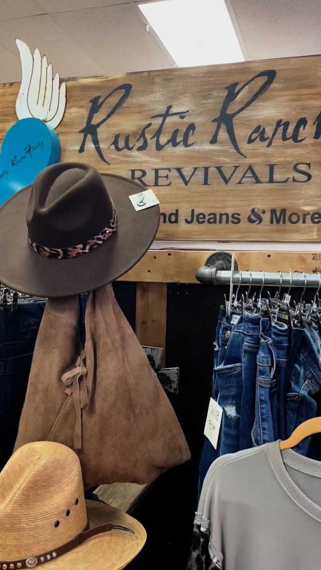 🍂 Fall is here at Rustic Ranch Revivals inside Y’all’s Gift Company in ...
