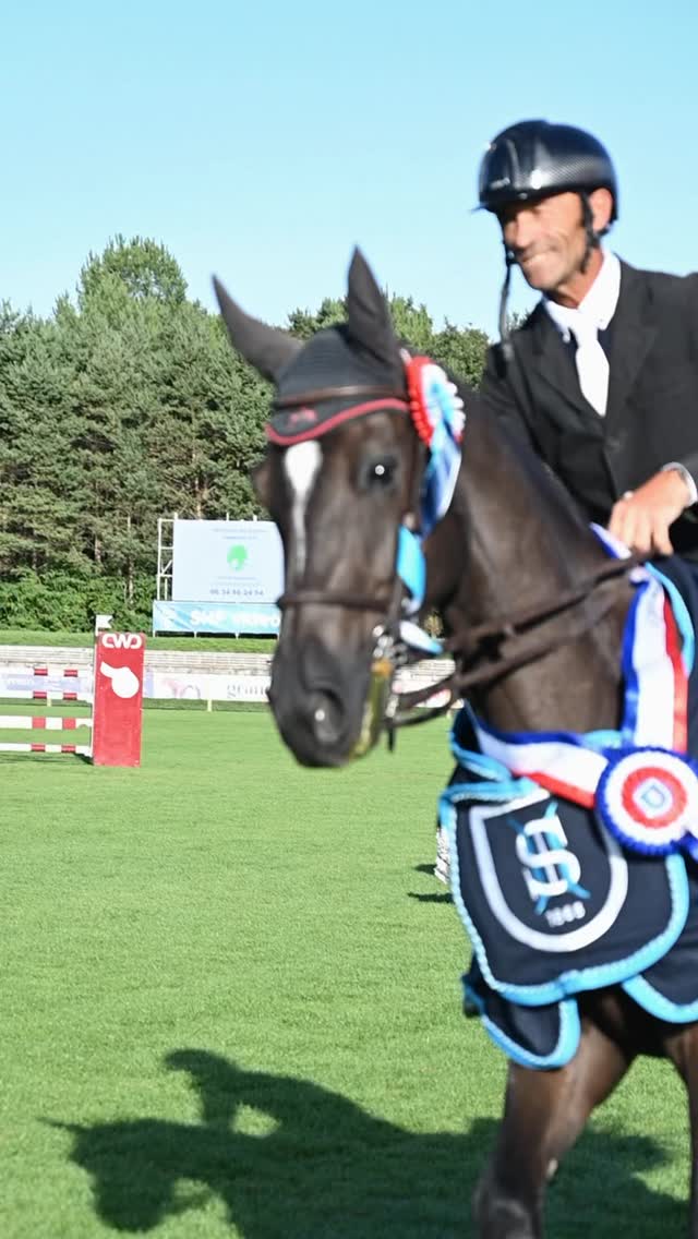 LES RÉELS DE FONTAINEBLEAU 🎥 🌟🐎 Juliana de Champloue en mode championne ...