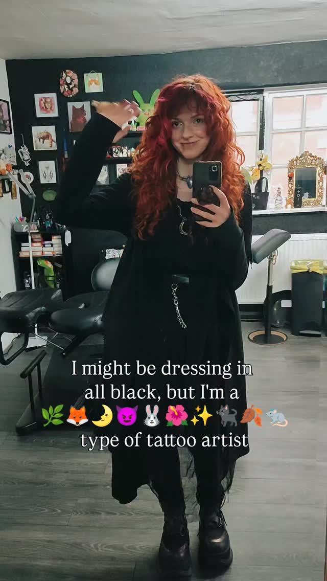 all dressed in black she got tattoos I had one client once tell me (a couple of years ago) that expected me to be more intimidating person since I wear a lot of and chokers with spikes 😹 That surprised me because I think my NA159 Italian Handmade Black Romantic Bohemian Wedding Dresses Waist Size:50″