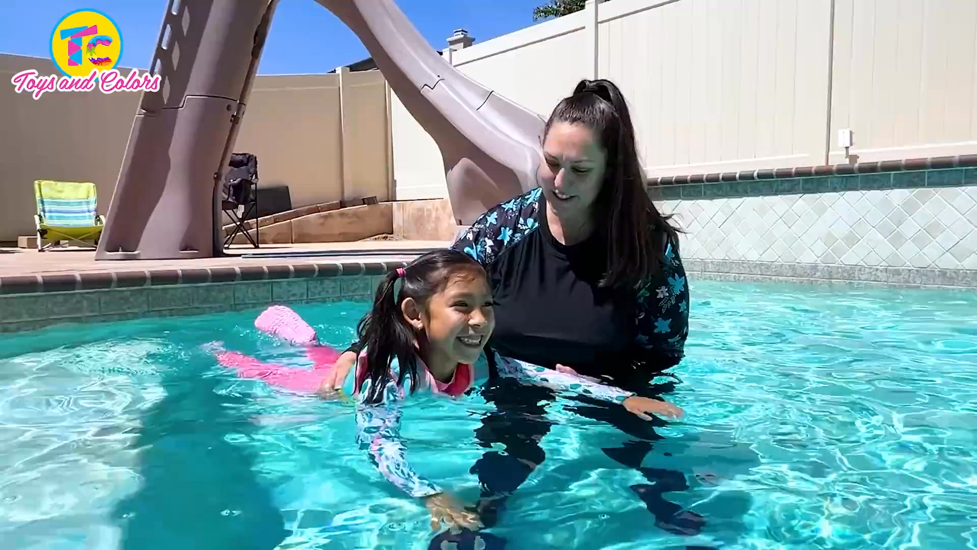 Splash splash! 💦🏊‍♀️ Maddie REALLY wants to swim fast like Kaden and ...