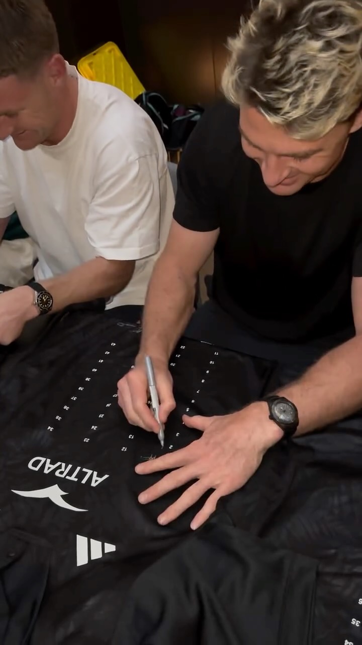 BEAUDEN BARRETT タオル BEAUDEN BARRETT タオル 8 Minutes of Beauden