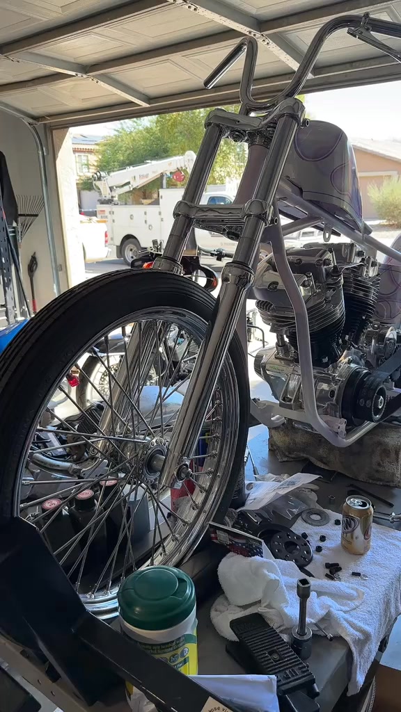 2003 Dyna , fully built and repainted by Raven , motor built by Naylor ...