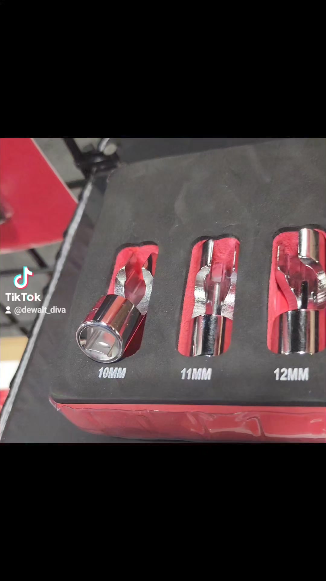 Mac Tools 10-PC Flare Nut Socket Set pn #MFNSS-10PC Precision