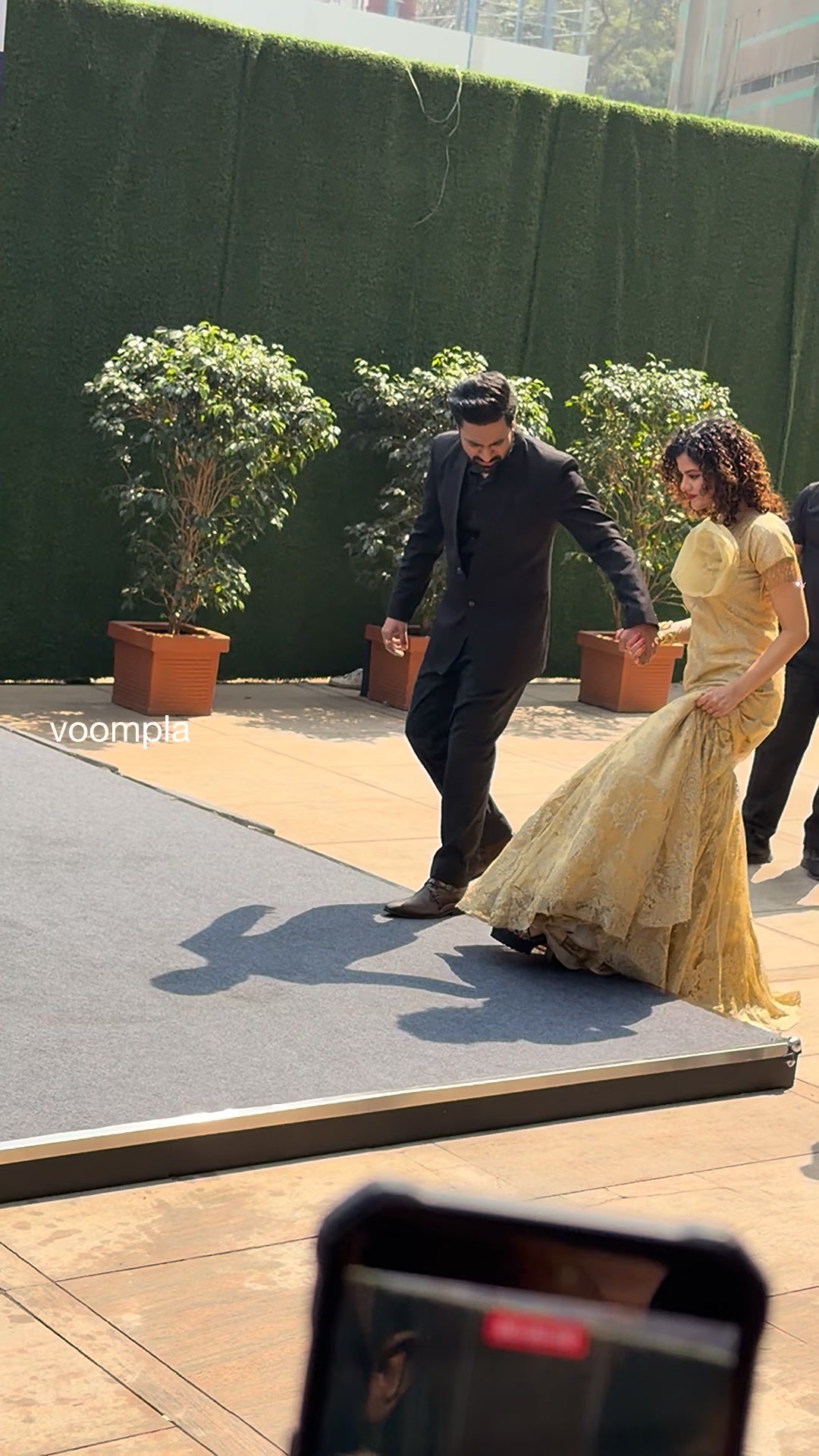 palak muchhal and her hubby mithoon seen arriving at a press conference ...