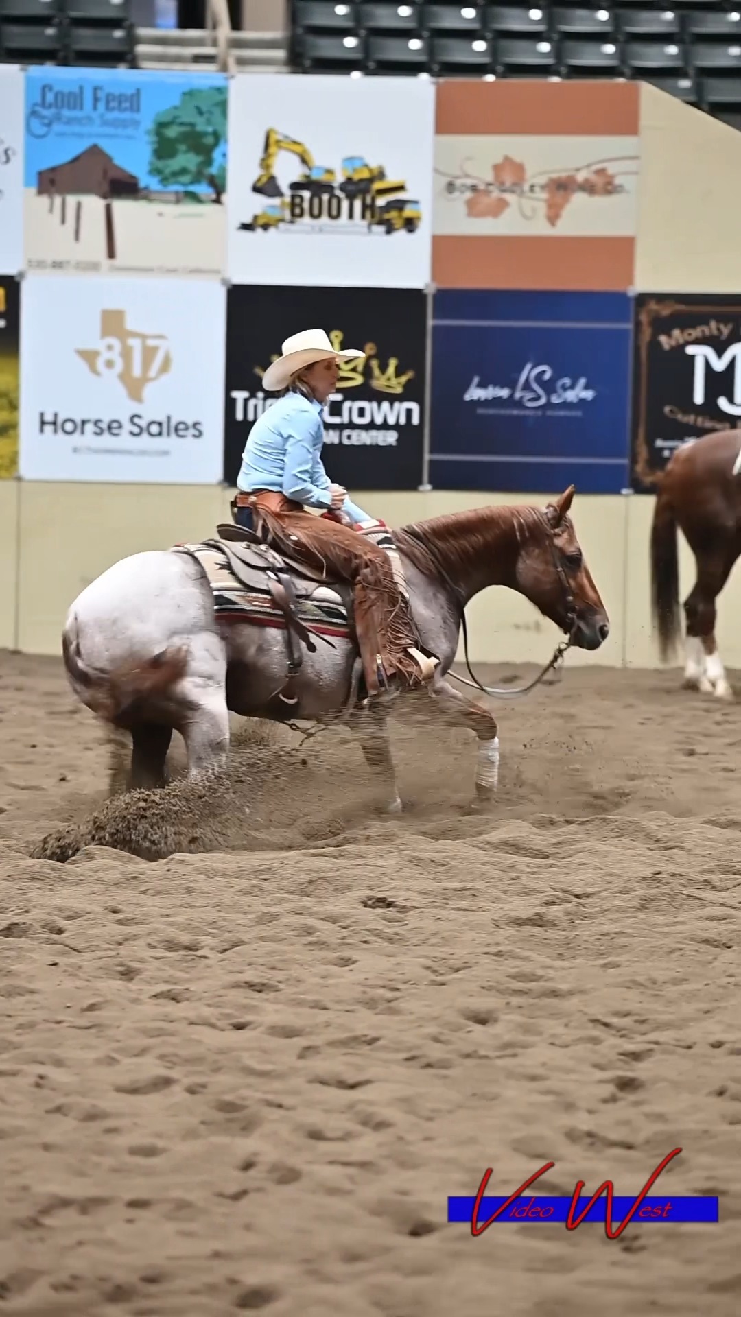 All eyes on the leaderboard — Price Tagg and Lainey Stroud top the Non ...