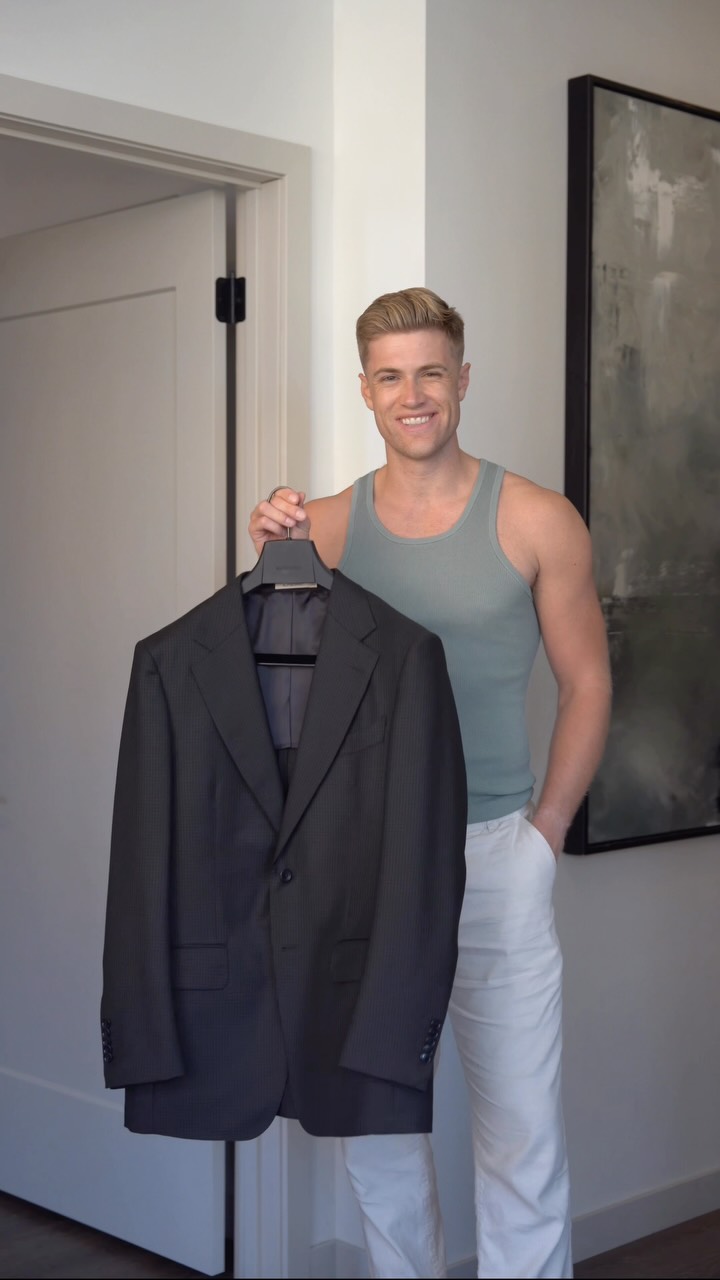 The fall office uniform. Proof that dressing for work doesn’t have to be boring., Full Fit: @suitsupply , #memnsfallfashion #mensofficewear | Suitsupply
