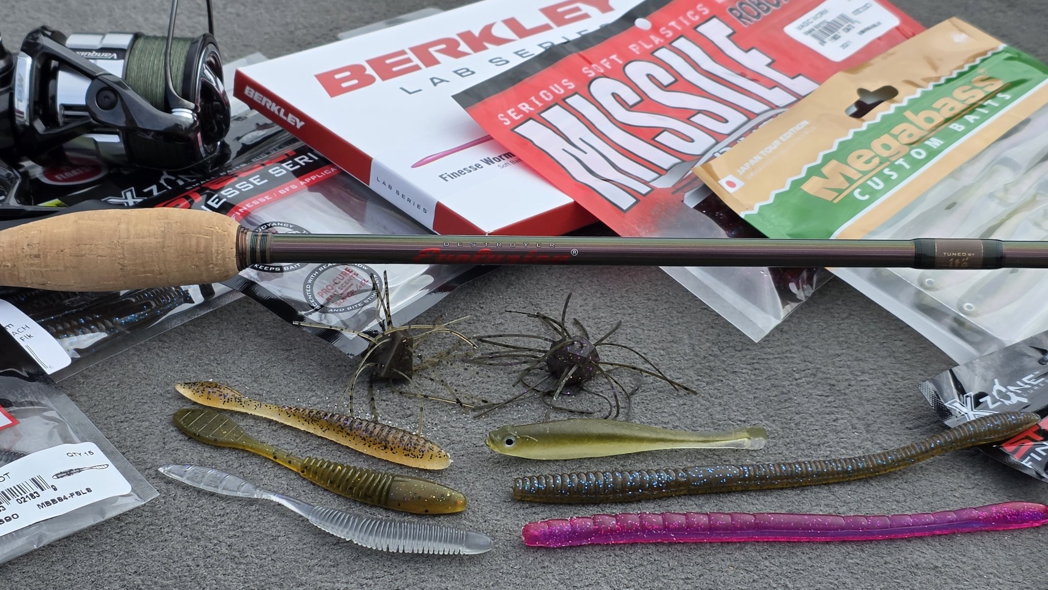 best small river spinning reel combos Portable Mini Fishing Rod and Combos, Compact Telescopic 38inch Pocket Pen Fishing Pole with Line Lures Hooks for Raft, River, Lake, Ice Fishing and So On (Black) Make a choice:Green Camo The Okuma AV40B Avenger Part Minnie Mouse Mouse Fishing