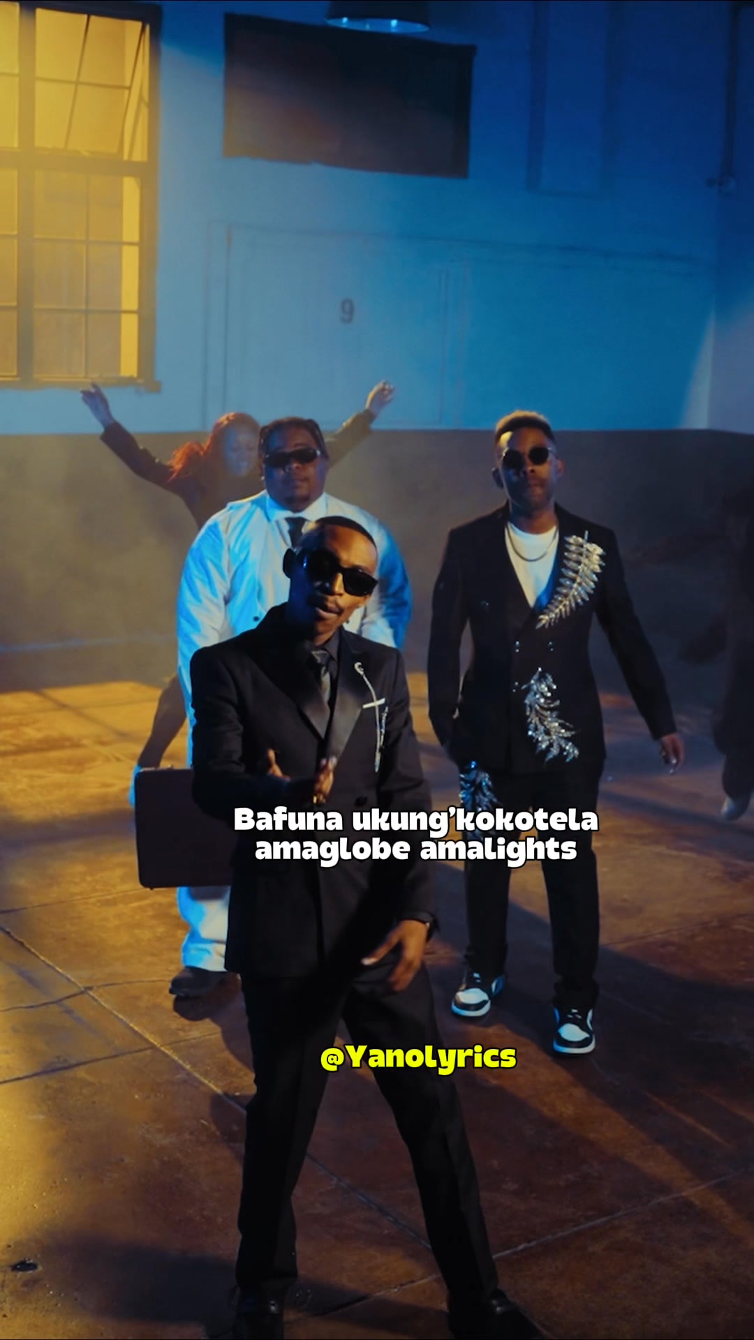 Leemckrazy x King P - AmaGlobe (feat. Pcee, Scotts Maphuma, Mpho Spizzy ...