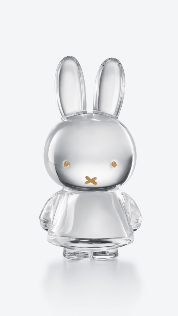 Surprise for Eastern - Miffy crystal figurine from Baccarat