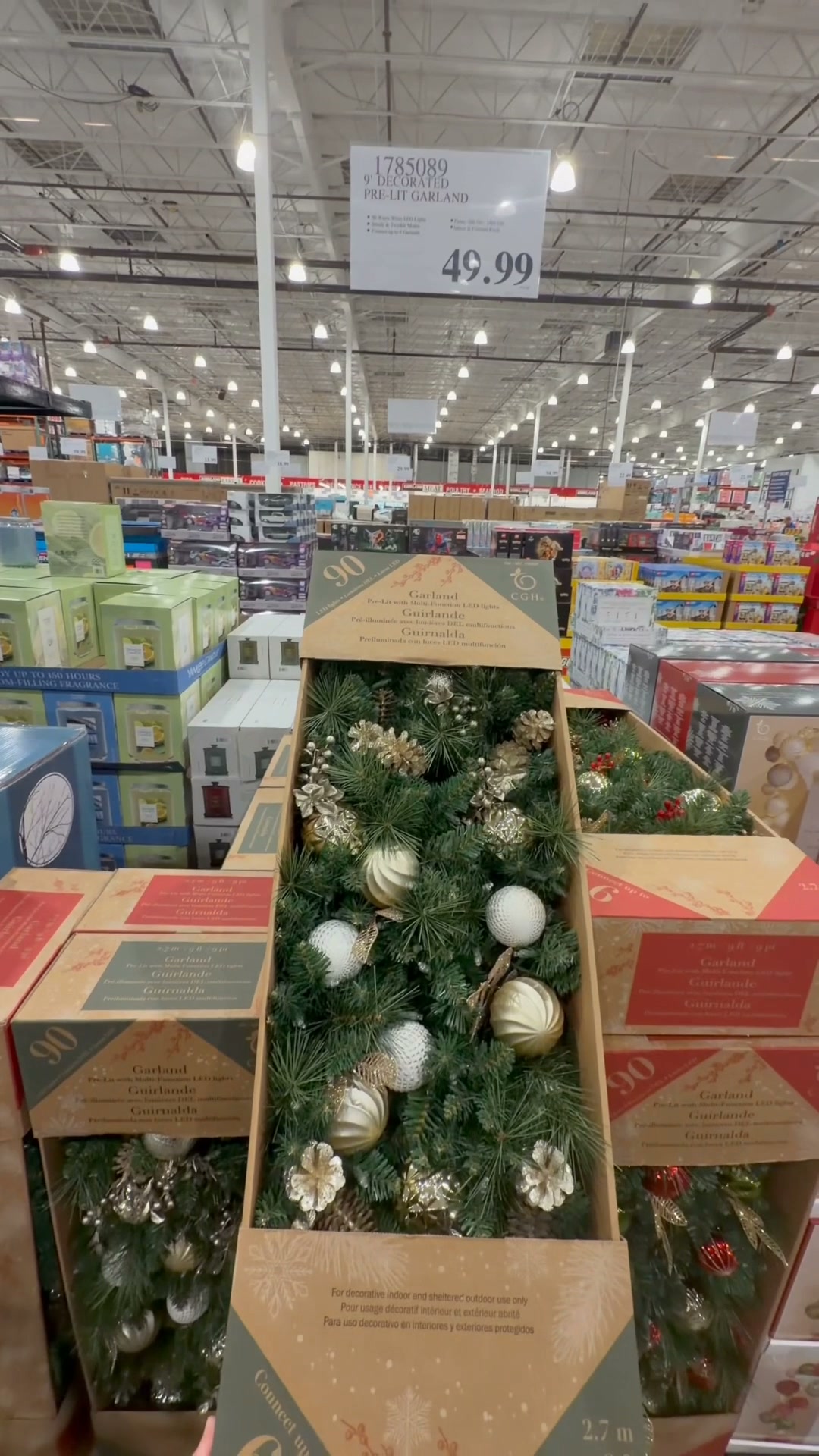 🎄👀 Costco just went ALL IN on Christmas… We're rounding up all