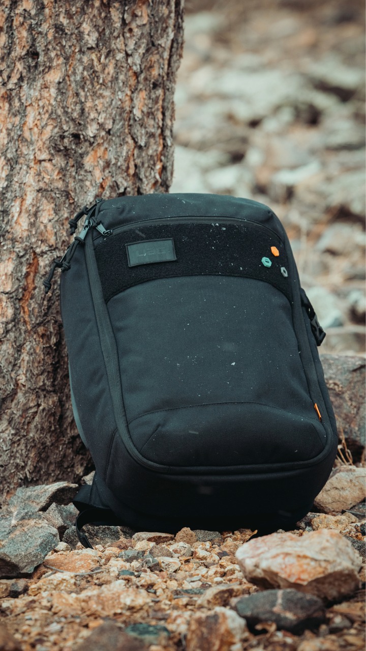 1050d nylon backpack laptop Looyoo/A11 Tactical with 17.3" Compartment, Expandable (khaki) : Electronics laptop sleeve GAF 1050D Nylon Fabric Men's