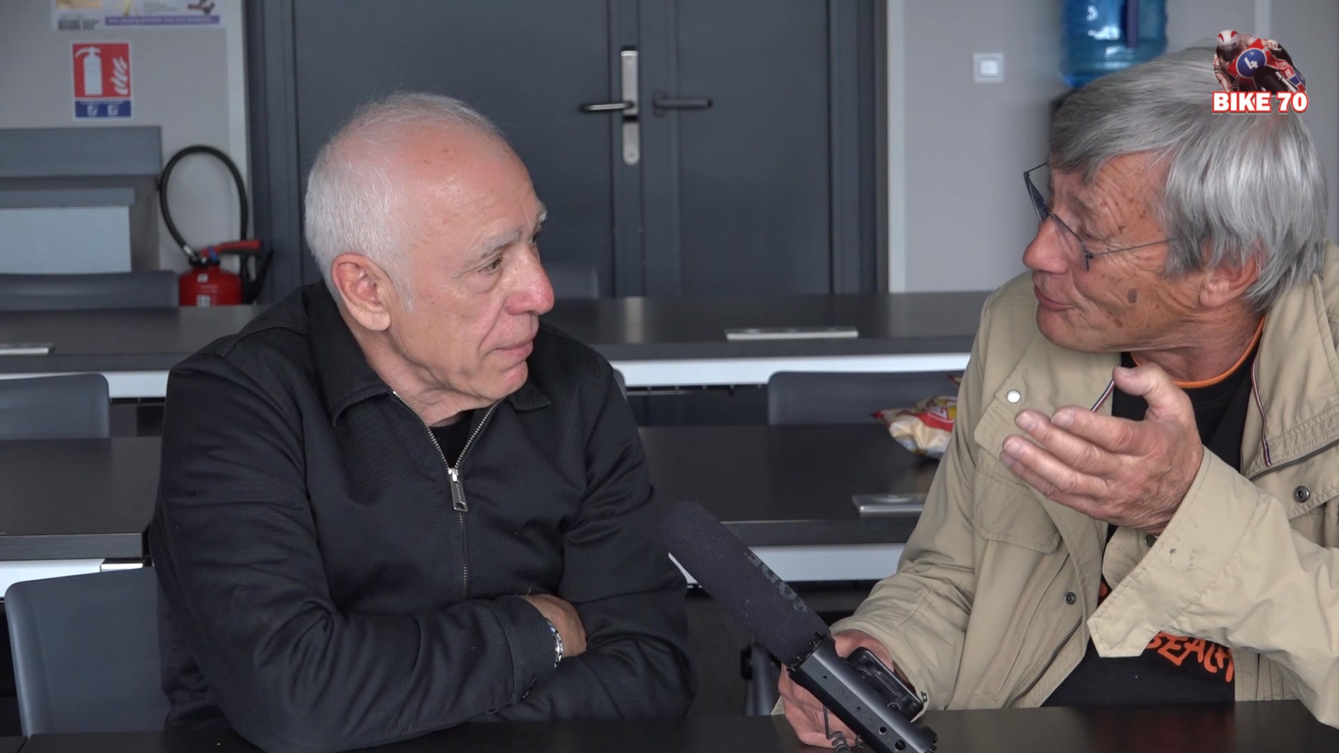 INTERVIEW RAYMOND ROCHE - 2e PARTIE ET FIN 👇👇👇👇👇👇👇👇👇👇👇👇👇👇👇👇👇👇 Interview ...