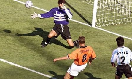 Brilliant Bergkamp Netherlands v Argentina, 04 July 1998 Score: 2